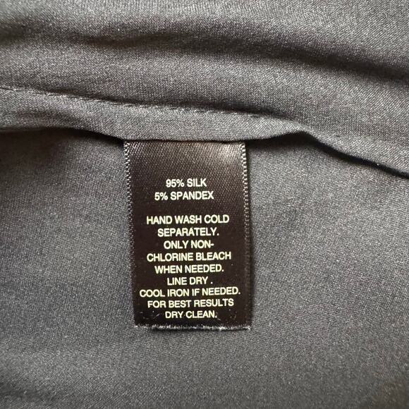 Women's Long Sleeve Black Silk Blouse Size 4 - Picture 8 of 8